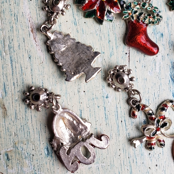 7 Christmas Jewelry Charms - Picture 4 of 4